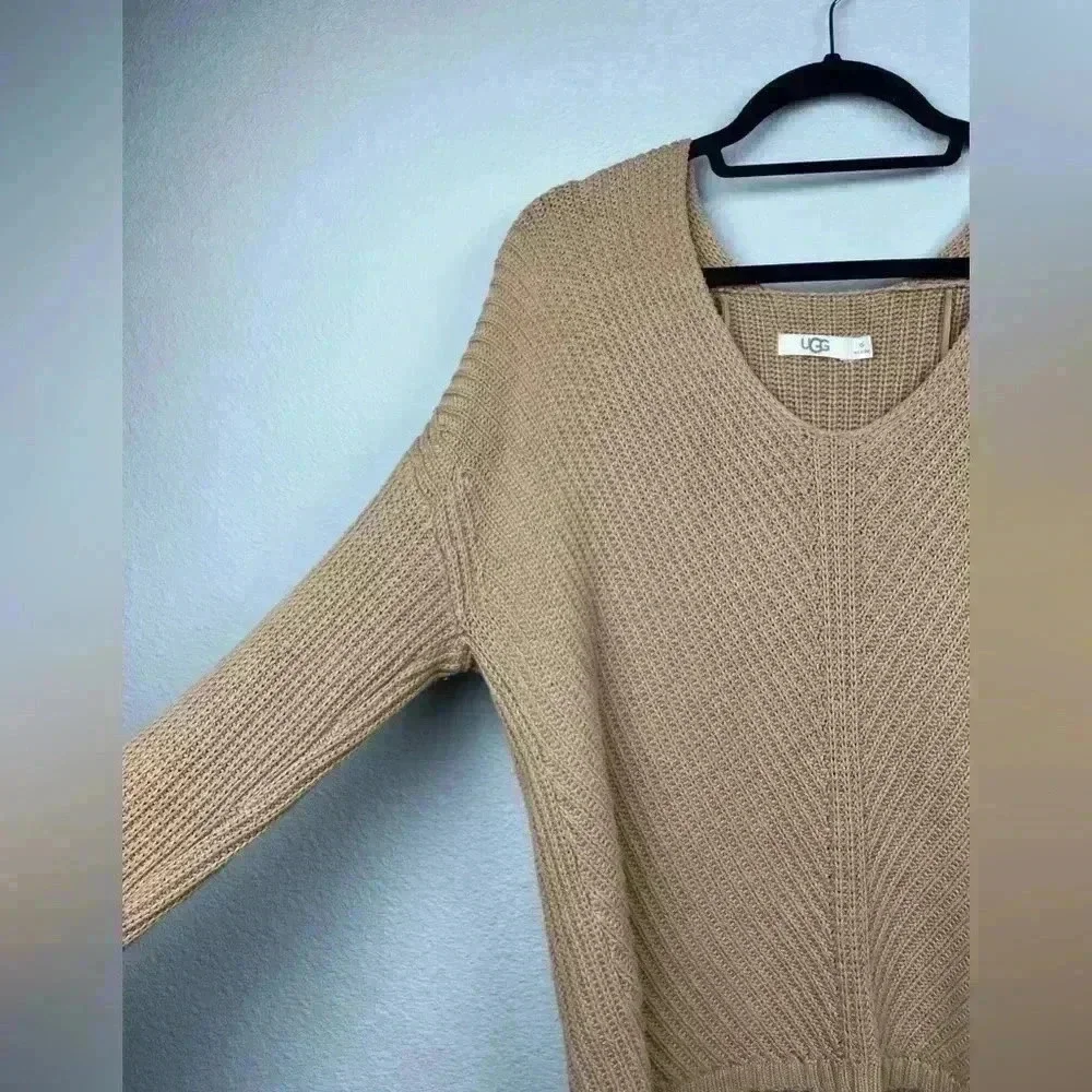 UGG Women's XS Camel Criss V-Neck Pullover Sweater Relaxed Cotton Casual Lounge - Picture 5 of 13